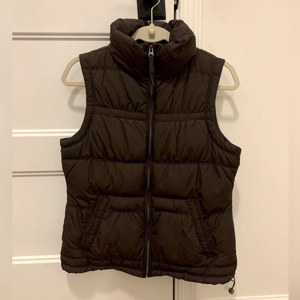 American Eagle Brown Puffer Vest